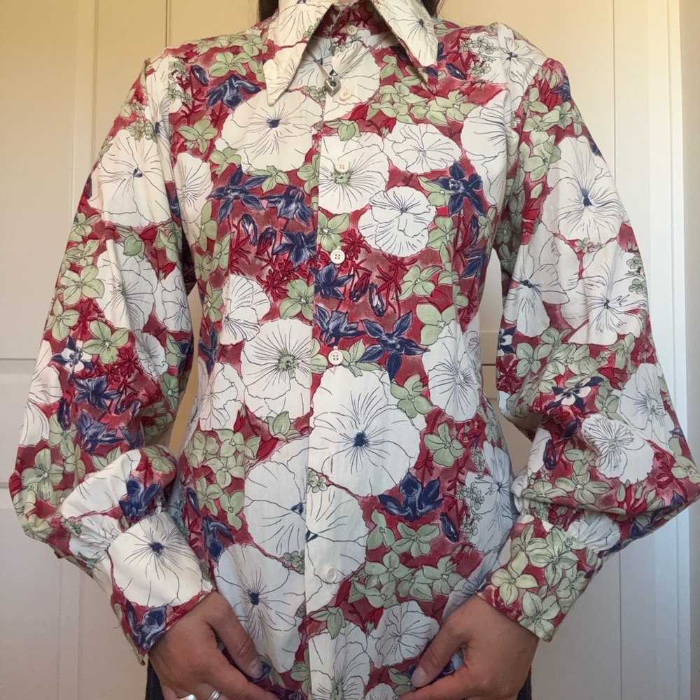 Career Club Focus Floral Button-Up Shirt